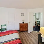Votre Cocon Avec Baignoire Et Wifi A 15 Min A Pied Du Centre D\'Amiens